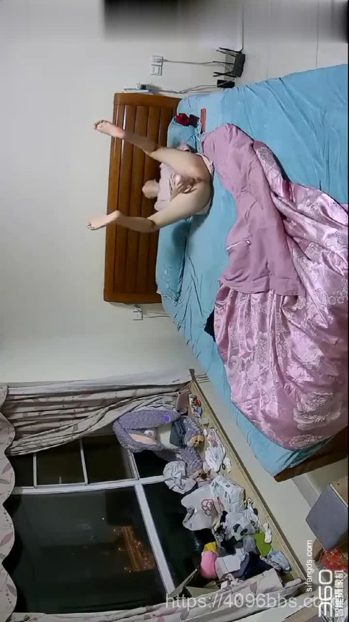 【好片分享】新婚绿帽男带骚妻约炮单男！结婚照生活照精彩爆出！真实极致的反差！