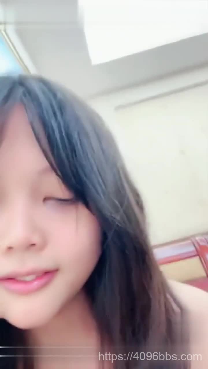 【国产精品】实在太小了婴儿一样【19小米粒】超清纯的姑娘颜值高身材好圆奶嫩穴首次跟大叔啪啪大秀还喝奶